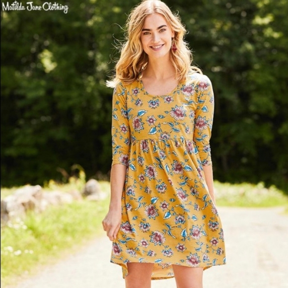 Matilda Jane Dresses & Skirts - Matilda Jane Floral Hi Low Fit and Flare Dress